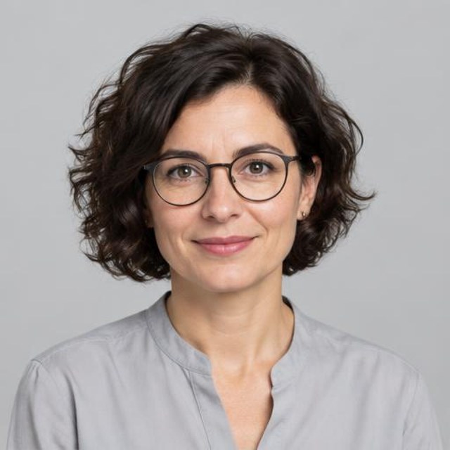 Ilinca Marinescu — personaj editorial fictiv