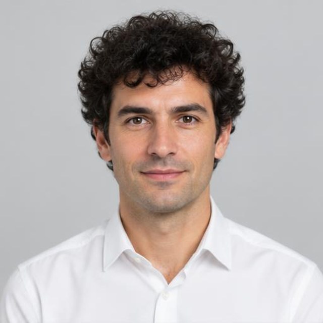 Cezar Petrescu — personaj editorial fictiv